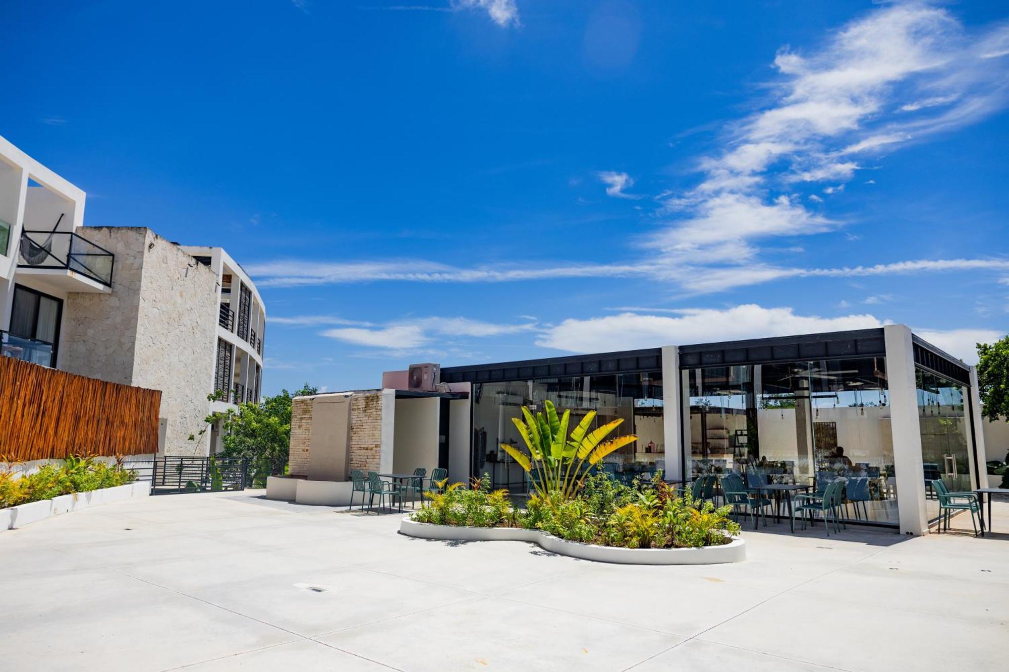 The Waves Tulum By Bnb Experience Exterior photo